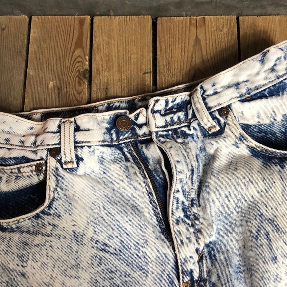 Vintage High Waisted Gap Acid Wash Jeans - Picture 4 of 4